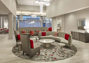 Hampton Inn Long Beach Airport hotel thumbnail 2