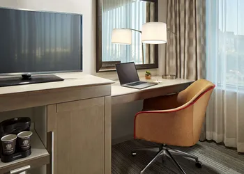 Hampton Inn Long Beach Airport hotel thumbnail 6