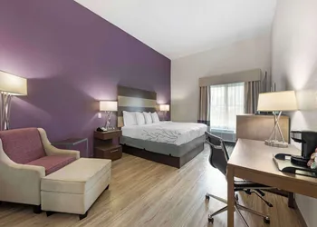 Best Western Plus Buda Austin Inn & Suites hotel thumbnail 6