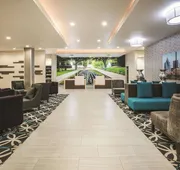 La Quinta Inn & Suites by Wyndham Dallas - Richardson hotel detail image 3