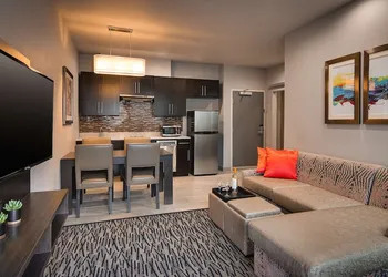 Best Western Plus Executive Residency Baytown hotel thumbnail 8