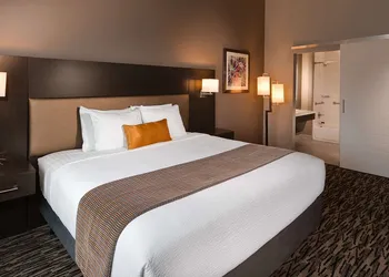 Best Western Plus Executive Residency Baytown hotel thumbnail 8