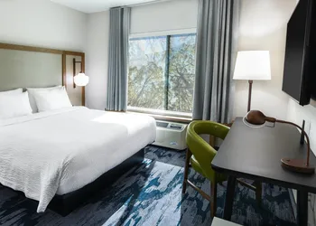 Fairfield Inn & Suites by Marriott Ontario Rancho Cucamonga hotel thumbnail 4