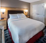 TownePlace Suites by Marriott Milwaukee Oak Creek hotel detail image 7