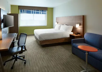 Holiday Inn Express & Suites-Cincinnati North - Liberty Way by IHG hotel thumbnail 5