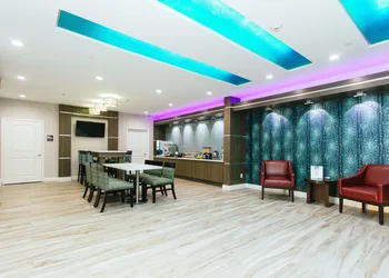 Express Inn - Spring hotel thumbnail 3