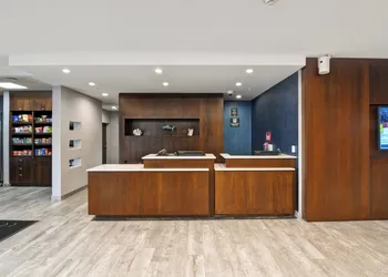 Courtyard by Marriott Long Island Islip/Courthouse Complex hotel thumbnail 2
