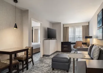 Courtyard by Marriott Long Island Islip/Courthouse Complex hotel thumbnail 8