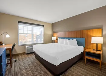 Country Inn & Suites by Radisson, Red Wing, MN hotel thumbnail 8