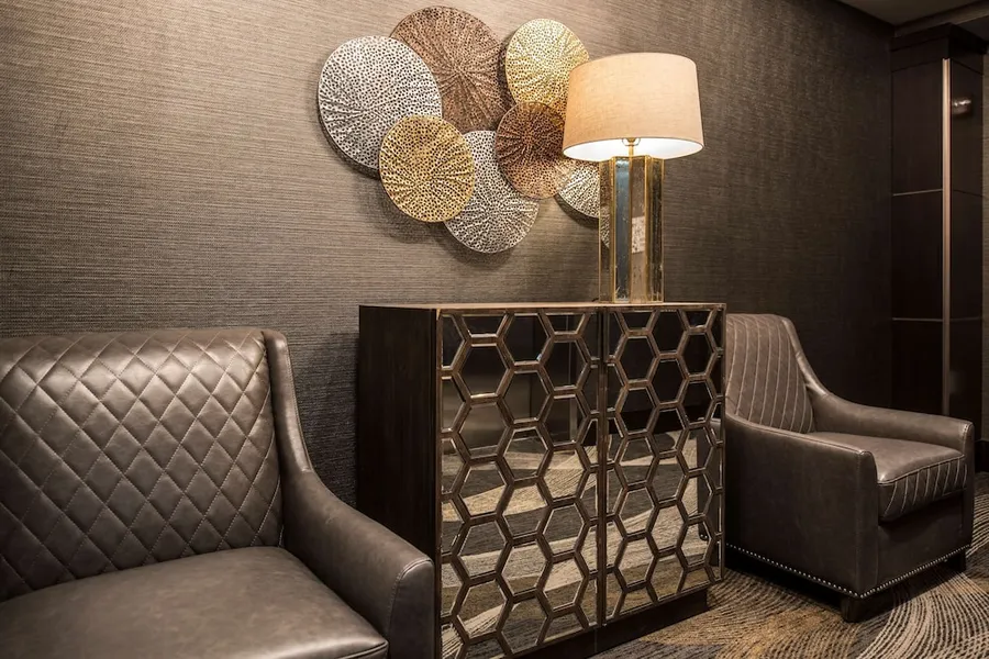 Hampton Inn & Suites Bridgewater hotel detail image 2