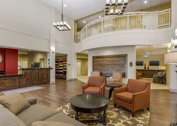 Best Western Plus Hudson Hotel & Suites hotel thumbnail 3