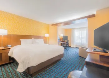 Fairfield Inn & Suites by Marriott Gaylord hotel thumbnail 6