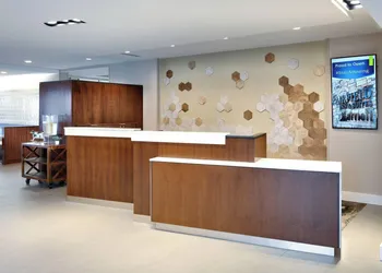 Fairfield Inn & Suites by Marriott Springfield North hotel thumbnail 4