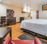Red Roof Inn PLUS+ Fort Worth - Burleson hotel detail image 4
