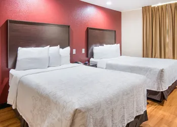 Red Roof Inn PLUS+ Fort Worth - Burleson hotel thumbnail 7