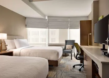 Hilton Garden Inn New York Times Square South hotel thumbnail 8