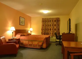 Aurora Park Inn & Suites hotel thumbnail 6