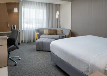 Courtyard by Marriott Houston Northwest/Cypress hotel thumbnail 5