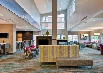 Residence Inn by Marriott Milwaukee North/Glendale hotel thumbnail 3