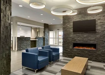 Days Inn & Suites by Wyndham Warman hotel thumbnail 2