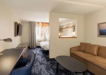 Fairfield Inn & Suites Minneapolis St. Paul / Roseville hotel thumbnail 8