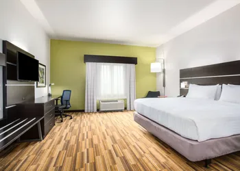 Holiday Inn Express & Suites Rapid City - Rushmore South by IHG hotel thumbnail 6
