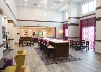 Hampton Inn & Suites Bay City hotel thumbnail 3