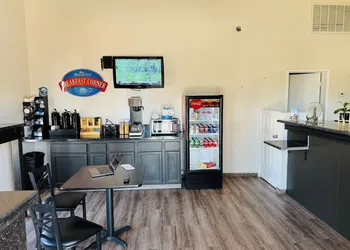 Baymont by Wyndham Bakersfield hotel thumbnail 3