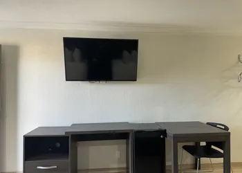 Baymont by Wyndham Bakersfield hotel thumbnail 4