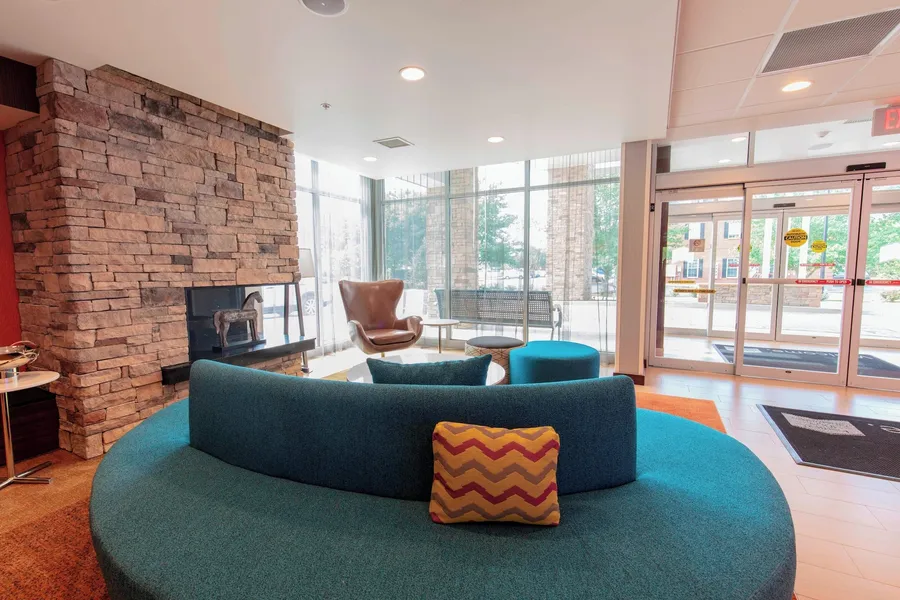 Fairfield Inn & Suites by Marriott Atlanta Woodstock hotel detail image 2