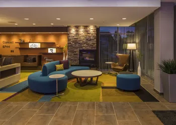 Fairfield Inn & Suites by Marriott Pittsburgh North/McCandless Crossing hotel thumbnail 2