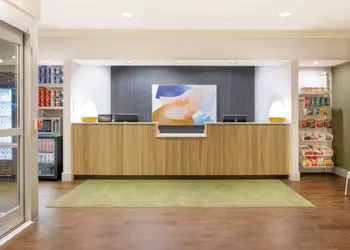Spark by Hilton Fountain Hills Scottsdale hotel thumbnail 2