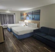 Days Inn & Suites by Wyndham Tampa/Raymond James Stadium hotel detail image 4