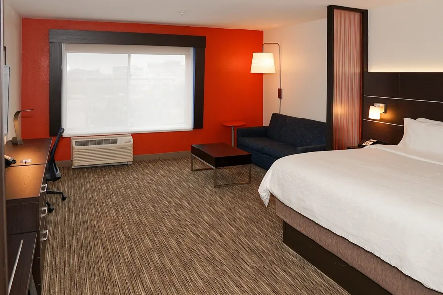 Holiday Inn Express & Suites Denver - Aurora Medical Campus by IHG hotel detail image 6
