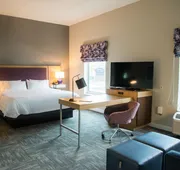 Hampton Inn & Suites by Hilton Warrington Horsham hotel detail image 5