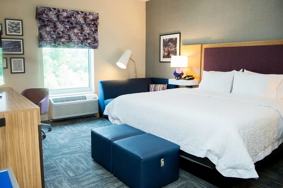 Hampton Inn & Suites by Hilton Warrington Horsham hotel detail image 6