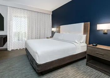 Embassy Suites by Hilton College Station, TX hotel thumbnail 8