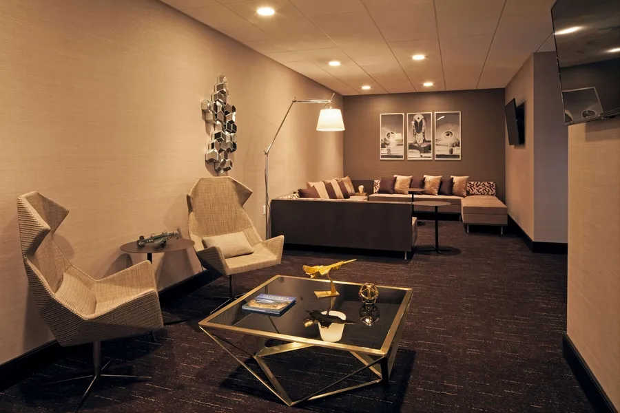 H Hotel Los Angeles, Curio Collection by Hilton hotel detail image 2