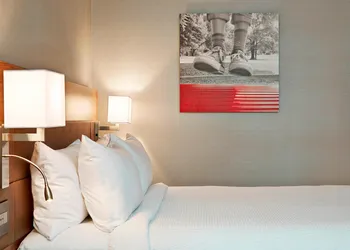 AC Hotel by Marriott Portland Downtown, OR hotel thumbnail 8