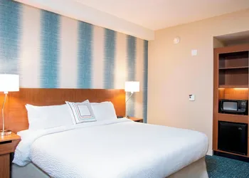 Fairfield Inn & Suites by Marriott Indianapolis Carmel hotel thumbnail 4