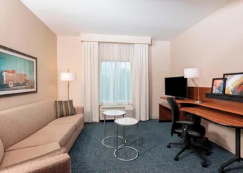 Fairfield Inn & Suites by Marriott Indianapolis Carmel hotel thumbnail 7