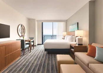 Hyatt House Virginia Beach / Oceanfront hotel thumbnail 8