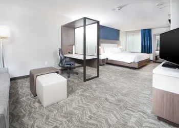 SpringHill Suites by Marriott Fayetteville Fort Bragg hotel thumbnail 7