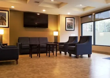 Days Inn by Wyndham Brooklyn Marine Park hotel thumbnail 3