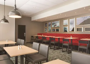 Hyatt Place Niagara Falls hotel thumbnail 6