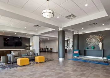 Best Western Plus Roland Inn & Suites hotel thumbnail 3