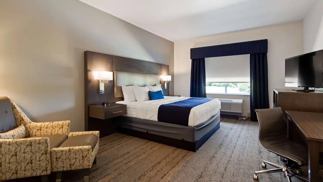 Best Western Plus Roland Inn & Suites hotel detail image 6