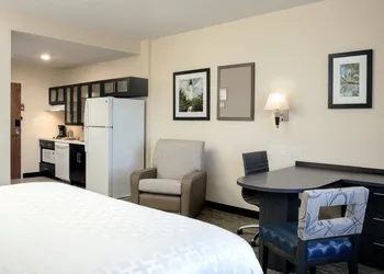 Candlewood Suites Miami Exec Airport - Kendall by IHG hotel thumbnail 6