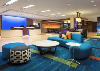 Fairfield Inn and Suites by Marriott Belle Vernon hotel thumbnail 3