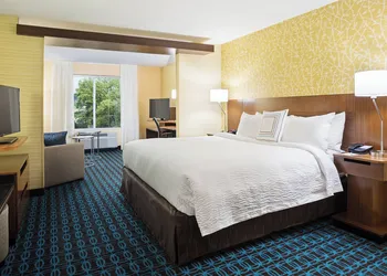 Fairfield Inn and Suites by Marriott Belle Vernon hotel thumbnail 8